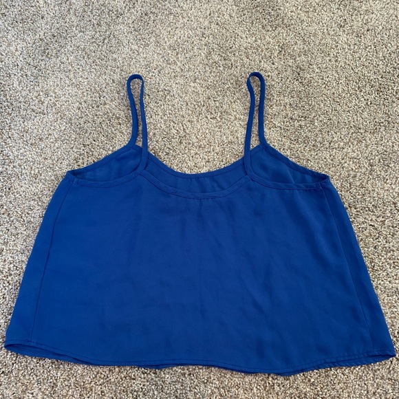 5/$25 bundle Crop Top Petite - Picture 1 of 5
